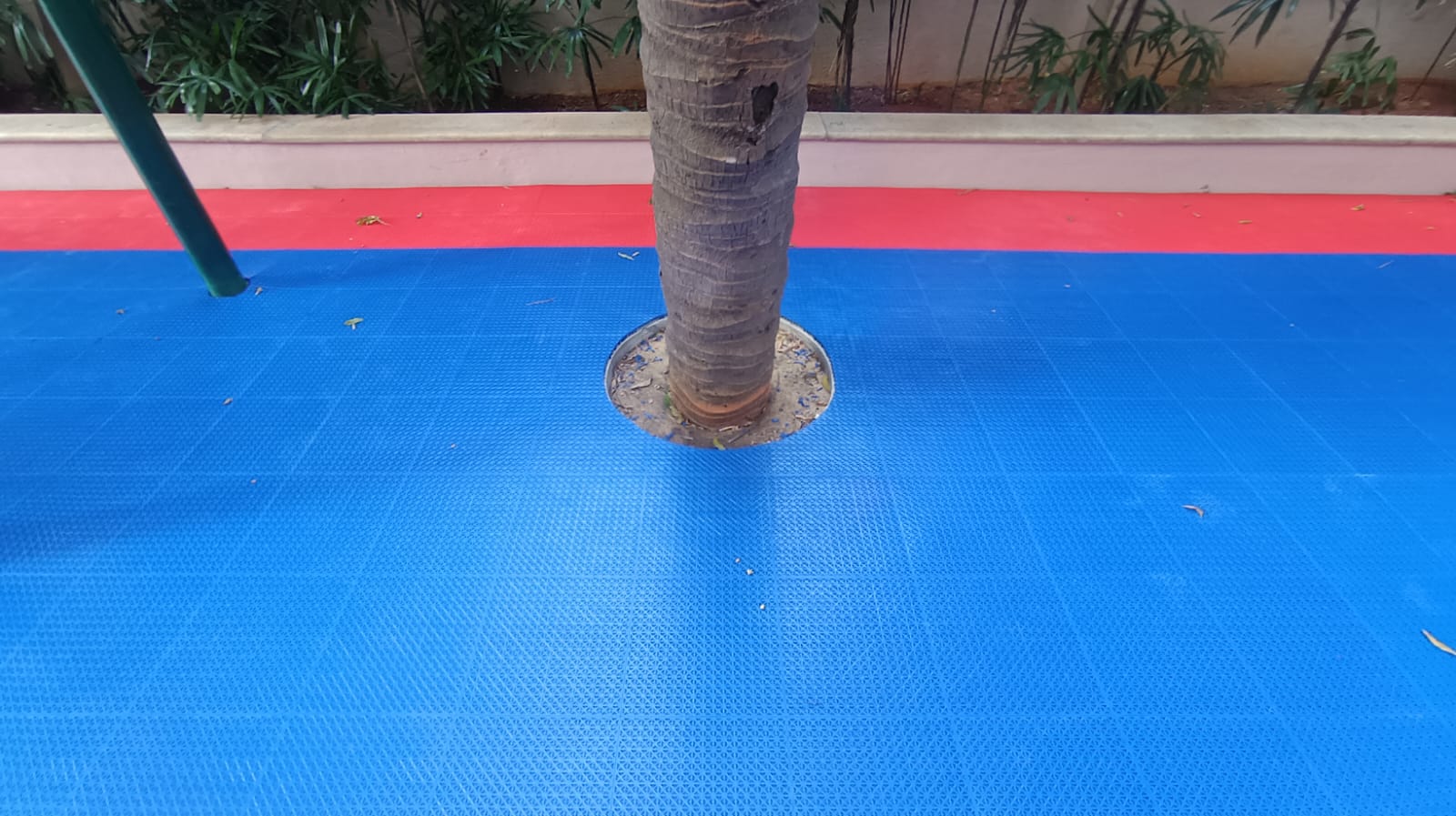 Tile fitting around tree
